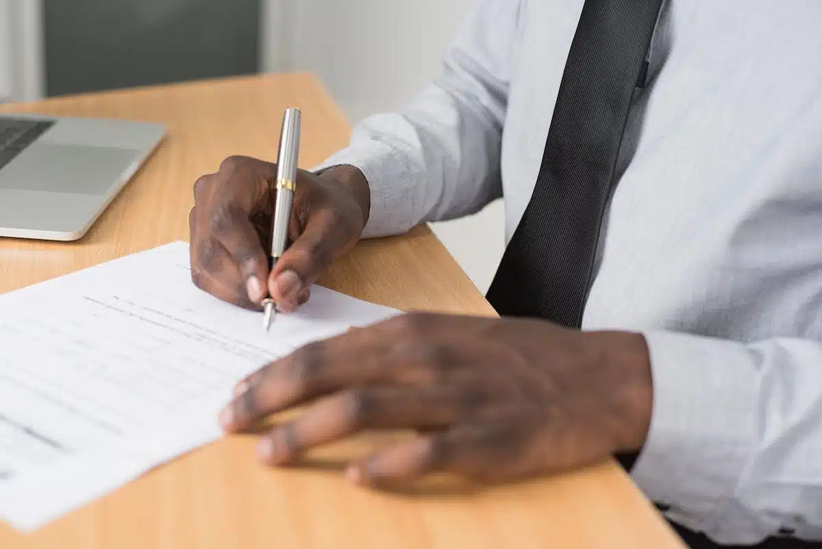 déménagement  paperasse