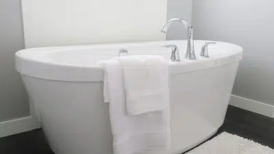 Comment estimer un budget travaux salle de bains ?