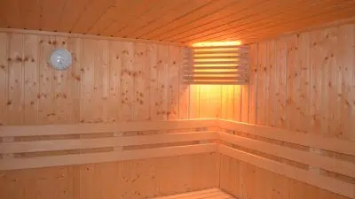 Installation d’un sauna ou d’un hammam : avantages et inconvénients